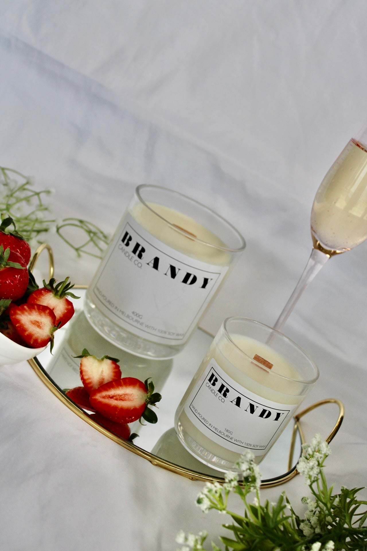 CHAMPAGNE & STRAWBERRIES